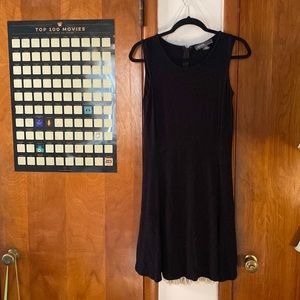 Donna Ricco sz M dress 95% rayon 5% spandex